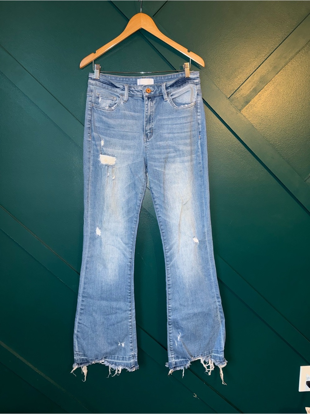 Vervet Women's Stretch Light Blue Distressed Flare Jeans Silhouette Expanding